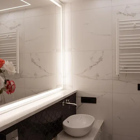 Park Operator Team מלון דירות *